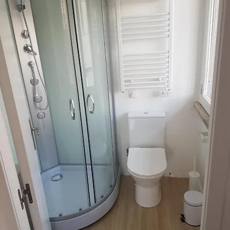 67 Suites Πανσιόν 3*