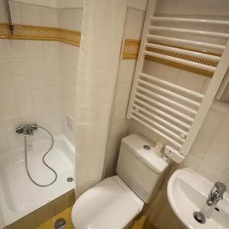 67 Suites Guest house