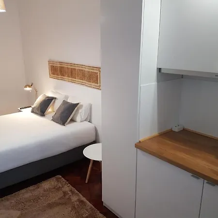 67 Suites 3*
