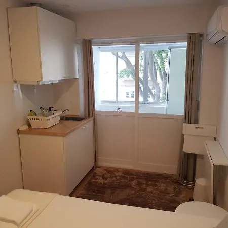 67 Suites 3*